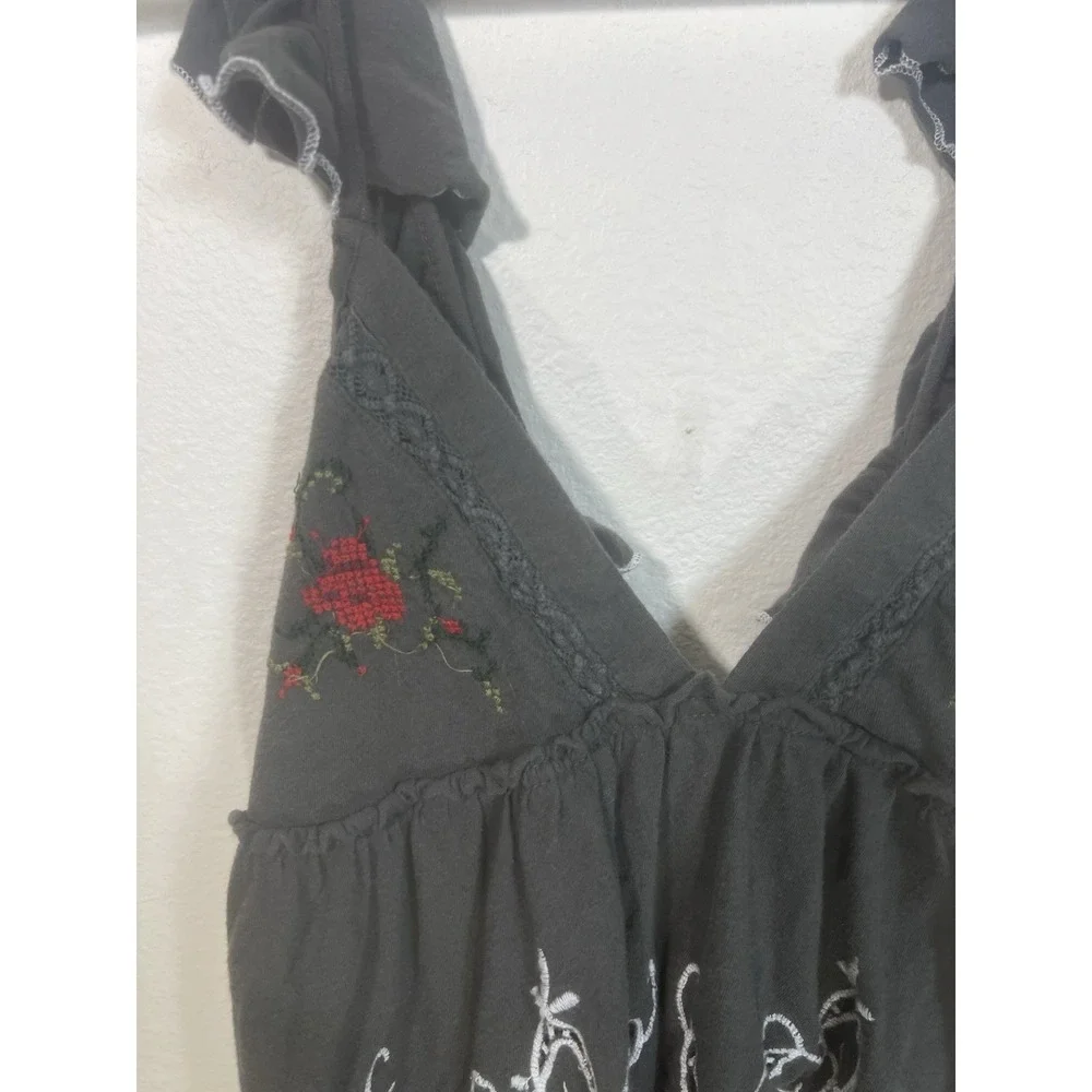 Kimchi Blue Urban Outfitters Kristy Babydoll Embroidered Tank Gray S Festival - Picture 3 of 7